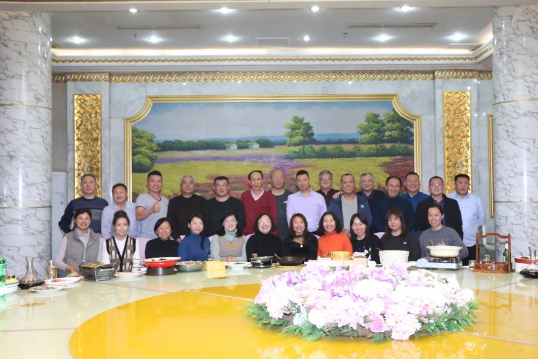 凝心聚力，續(xù)寫華章——HXQC山東分公司2022年新年溝通會在皇家花園酒店隆重舉行