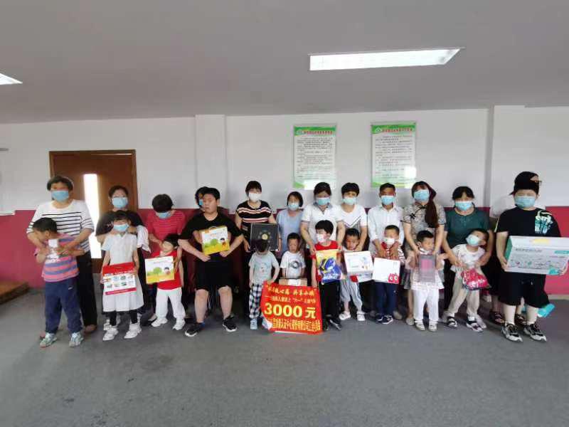 HXQC助殘獻(xiàn)愛心——為殘疾兒童捐贈活動在姜堰區(qū)殘疾人康復(fù)中心舉行