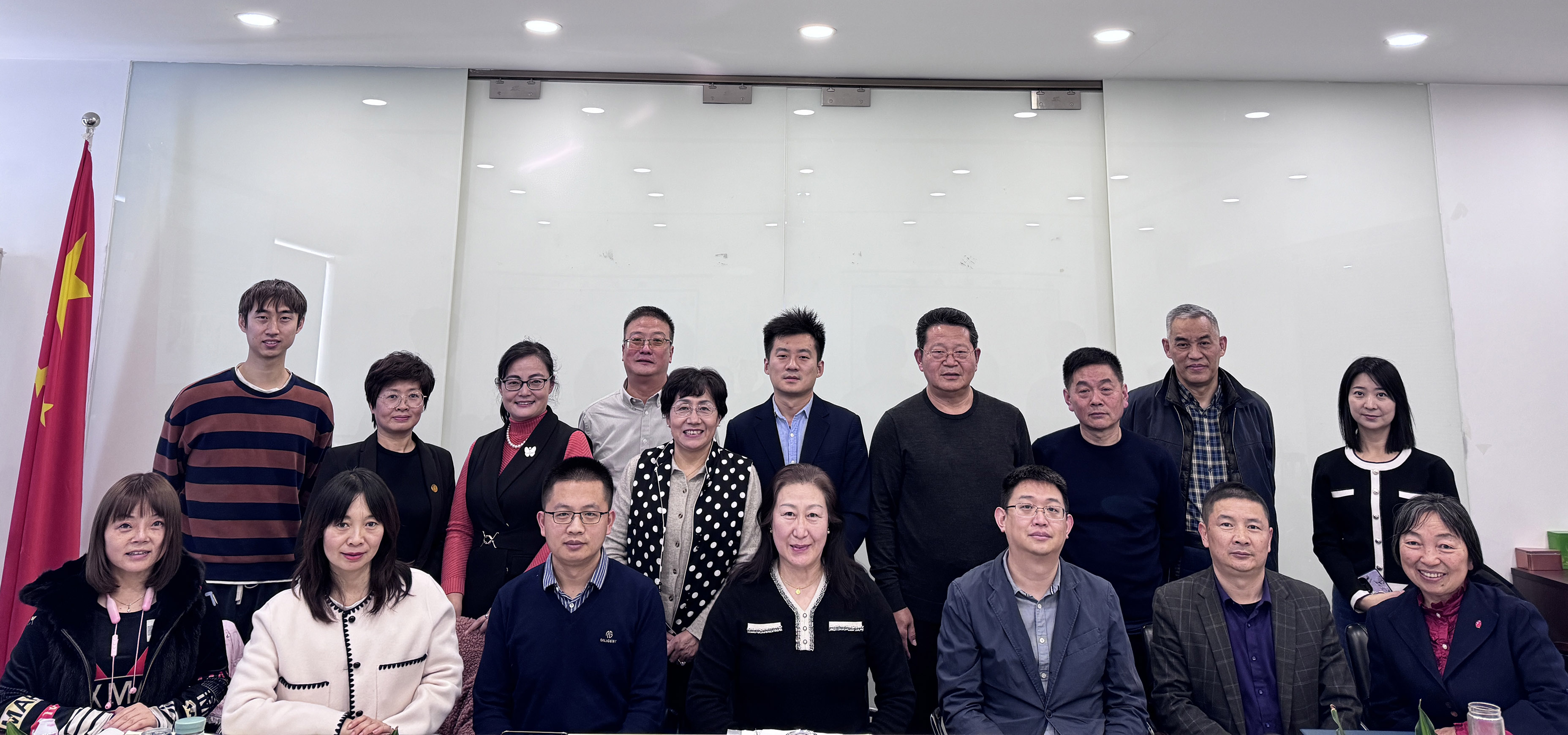 HXQC第五屆董事會(huì)第八次會(huì)議暨第六屆董事會(huì)第一次會(huì)議在京圓滿召開